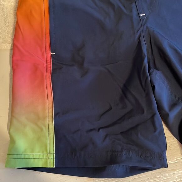 NWOT medium (8) Wonder Nation Qui k Dry side panel swim trunks - Picture 3 of 10